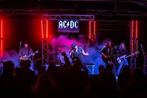Shoot To Thrill AC/DC Tribute