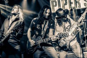 Vern Daysel & The Burning Breeze