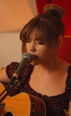 Ella Jet
